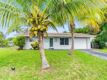 6121 NW 45th Ave