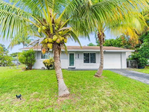 6121 NW 45th Ave, Fort Lauderdale FL 33319