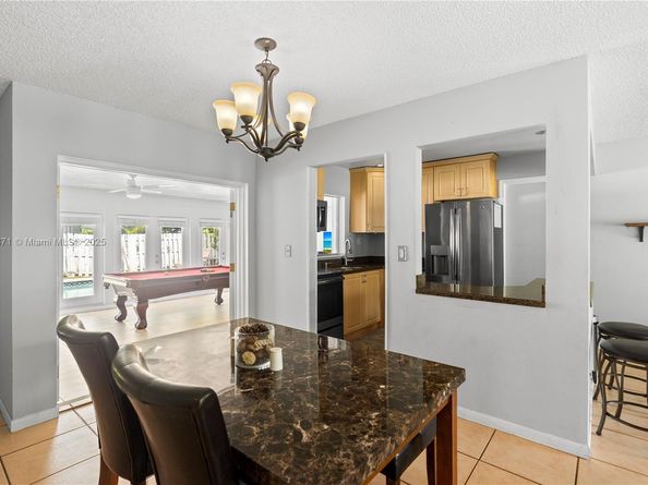 6121 NW 45th Ave, Fort Lauderdale FL 33319