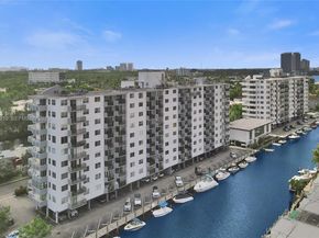 3703 NE 166th St PH10, North Miami Beach FL 33160