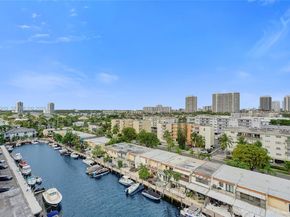 3703 NE 166th St PH10, North Miami Beach FL 33160