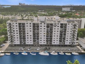 3703 NE 166th St PH10, North Miami Beach FL 33160