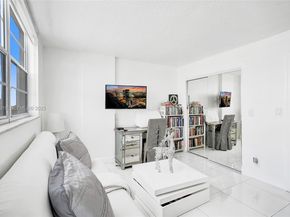 3703 NE 166th St PH10, North Miami Beach FL 33160