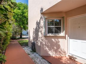 6284 Duval Dr, Margate FL 33063