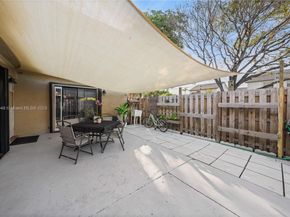 14221 SW 94th Cir Ln 10210, Miami FL 33186