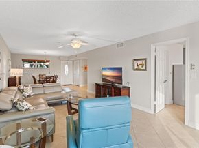 9500 N Hollybrook Lake Dr 5206, Pembroke Pines FL 33025