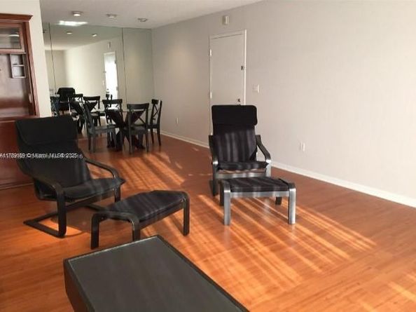 7905 SW 86th St 626, Miami FL 33143