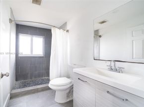 2406 NW 67th St, Miami FL 33147