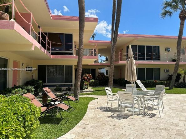 2825 NE 33rd Ave 204, Fort Lauderdale FL 33308