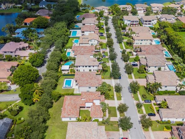 10630 SW 55th St, Cooper City FL 33328