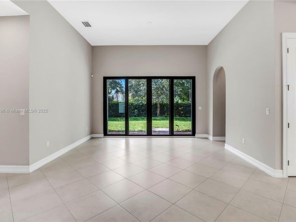 10630 SW 55th St, Cooper City FL 33328