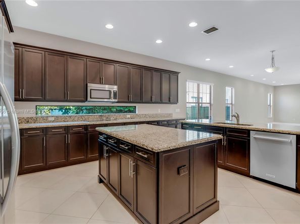 10630 SW 55th St, Cooper City FL 33328
