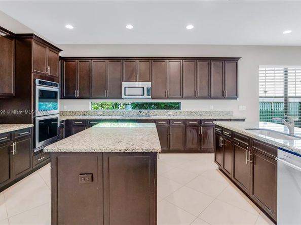 10630 SW 55th St, Cooper City FL 33328