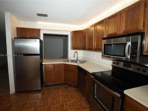 2641 W Gately Dr W, West Palm Beach FL 33415