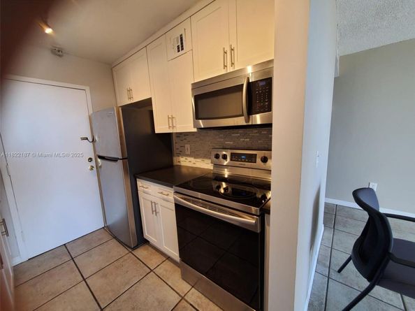 Undisclosed Address #A11822187, North Miami FL 33181
