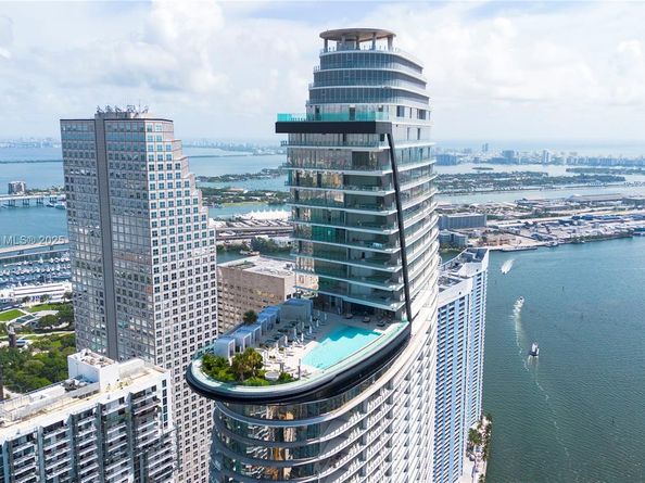 300 Biscayne Blvd Way 5002 Duplex, Miami FL 33131