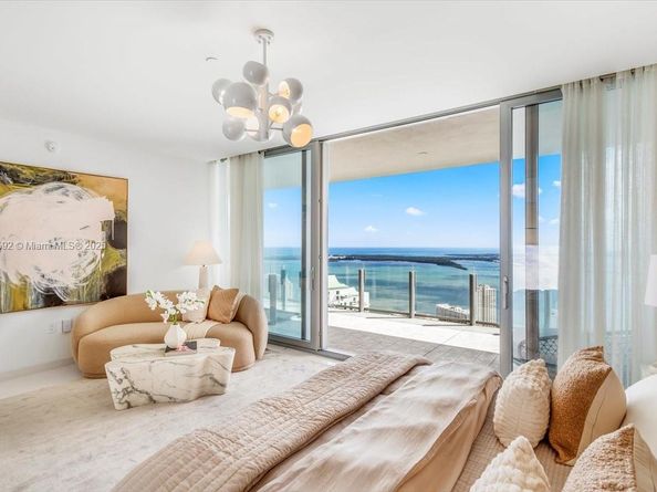 300 Biscayne Blvd Way 5002 Duplex, Miami FL 33131