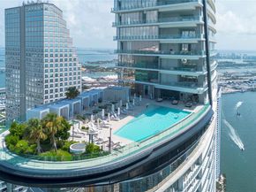 300 Biscayne Blvd Way 5002 Duplex, Miami FL 33131
