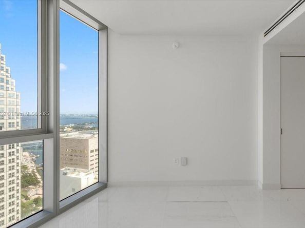 300 Biscayne Blvd Way 5002 Duplex, Miami FL 33131