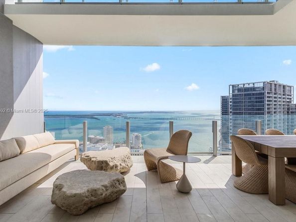 300 Biscayne Blvd Way 5002 Duplex, Miami FL 33131