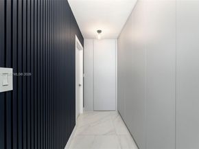 900 Biscayne Blvd 4202, Miami FL 33132