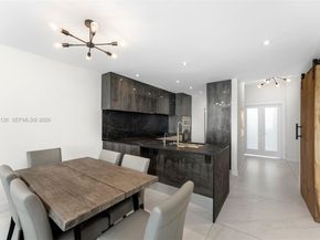 900 Biscayne Blvd 4202, Miami FL 33132