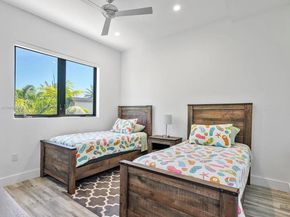 332 Balboa St, Hollywood FL 33019