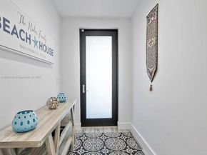 332 Balboa St, Hollywood FL 33019