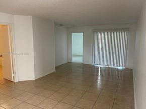 7260 Woodmont Ter 101, Tamarac FL 33321