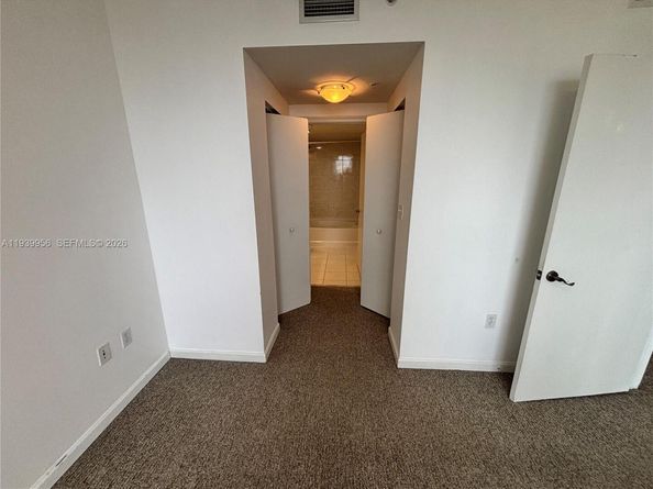 2775 NE 187th St 403, Aventura FL 33180