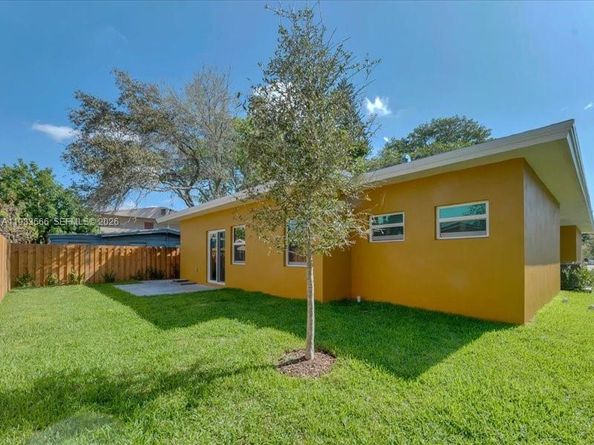 1539 SW 44th Ave, Fort Lauderdale FL 33317