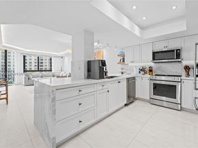 520 Brickell Key Dr A713, Miami FL 33131