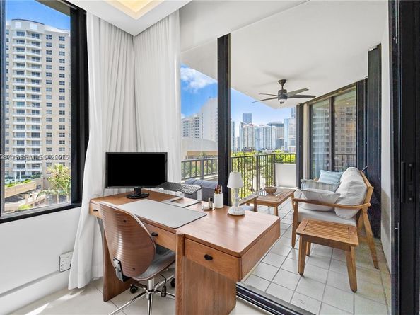 520 Brickell Key Dr A713, Miami FL 33131