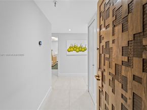 520 Brickell Key Dr A713, Miami FL 33131