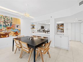 520 Brickell Key Dr A713, Miami FL 33131