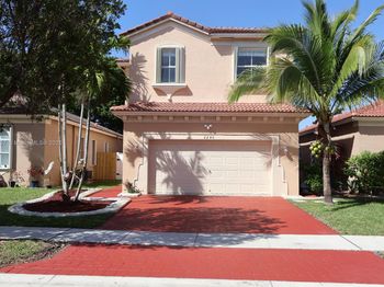 2240 NE 37th Ter