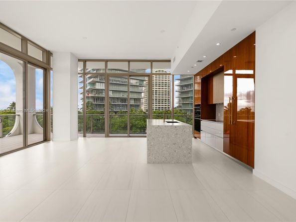 2655 S Bayshore 401, Miami FL 33133