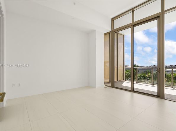 2655 S Bayshore 401, Miami FL 33133