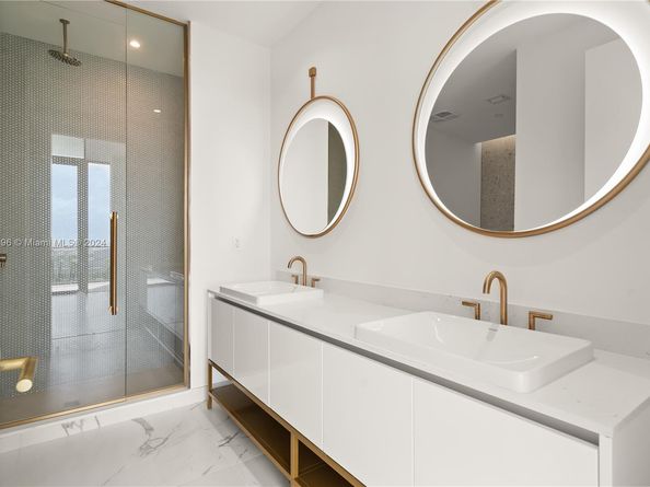 2655 S Bayshore 401, Miami FL 33133