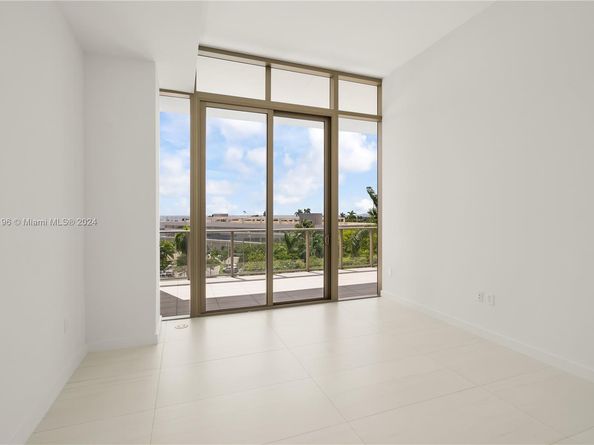 2655 S Bayshore 401, Miami FL 33133