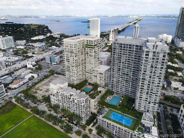 121 NE 34th St 1604, Miami FL 33137
