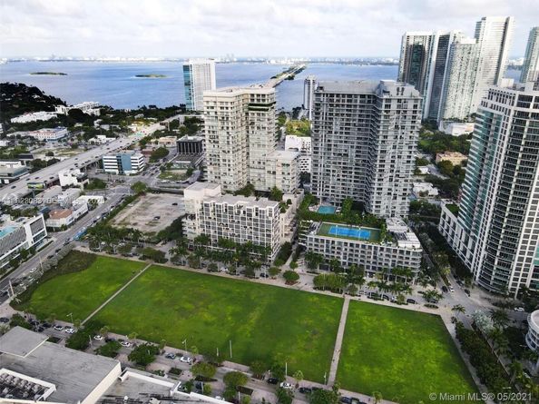 121 NE 34th St 1604, Miami FL 33137