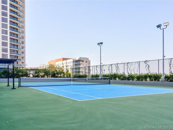 121 NE 34th St 1604, Miami FL 33137