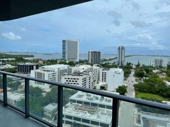 121 NE 34th St 1604, Miami FL 33137