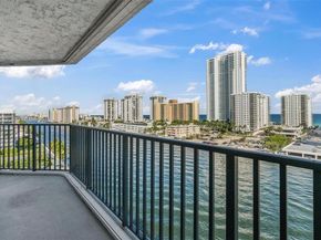 800 Parkview Dr 1021, Hallandale Beach FL 33009