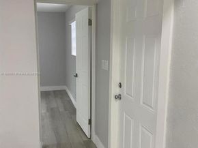 6241 NW 12th St, Sunrise FL 33313