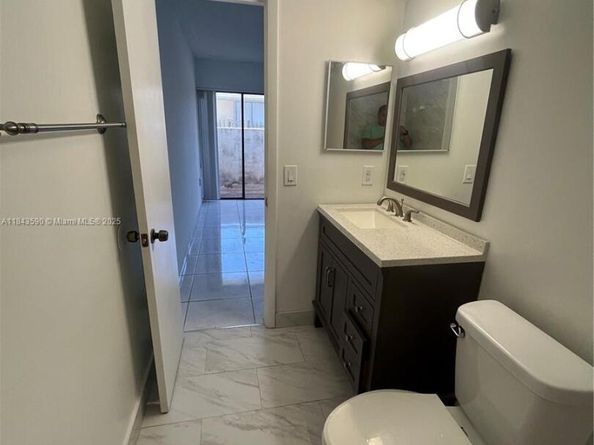 7430 SW 153rd Pl 1061, Miami FL 33193
