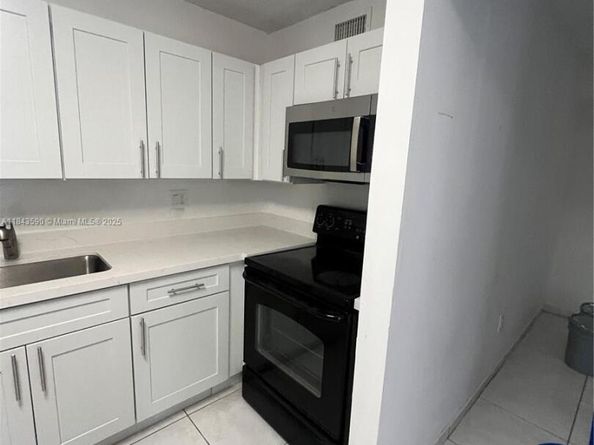 7430 SW 153rd Pl 1061, Miami FL 33193
