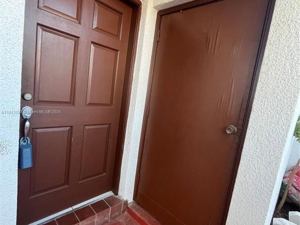 7430 SW 153rd Pl 1061, Miami FL 33193