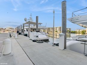 1000 W Island Blvd 2911, Aventura FL 33160